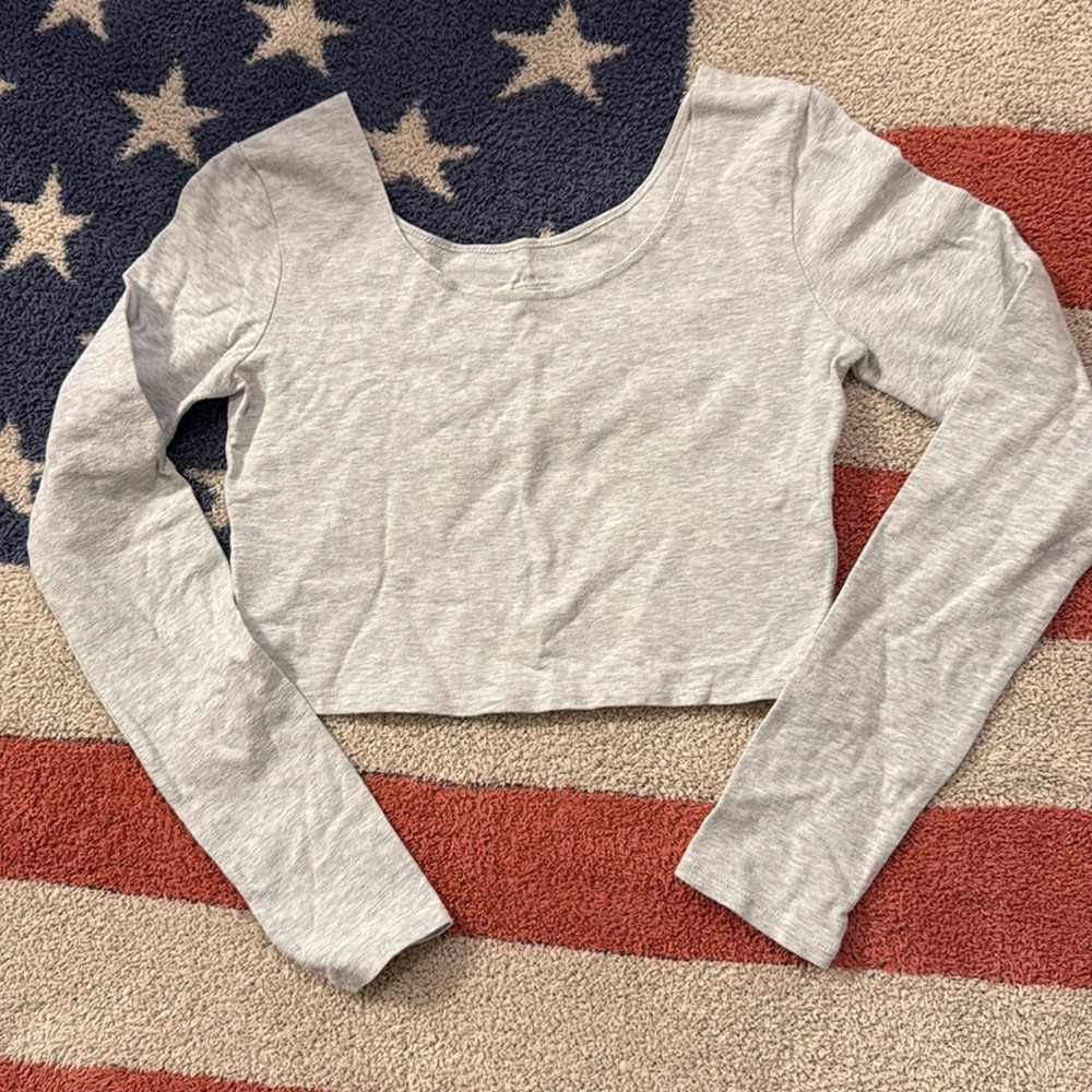 Brandy Melville top